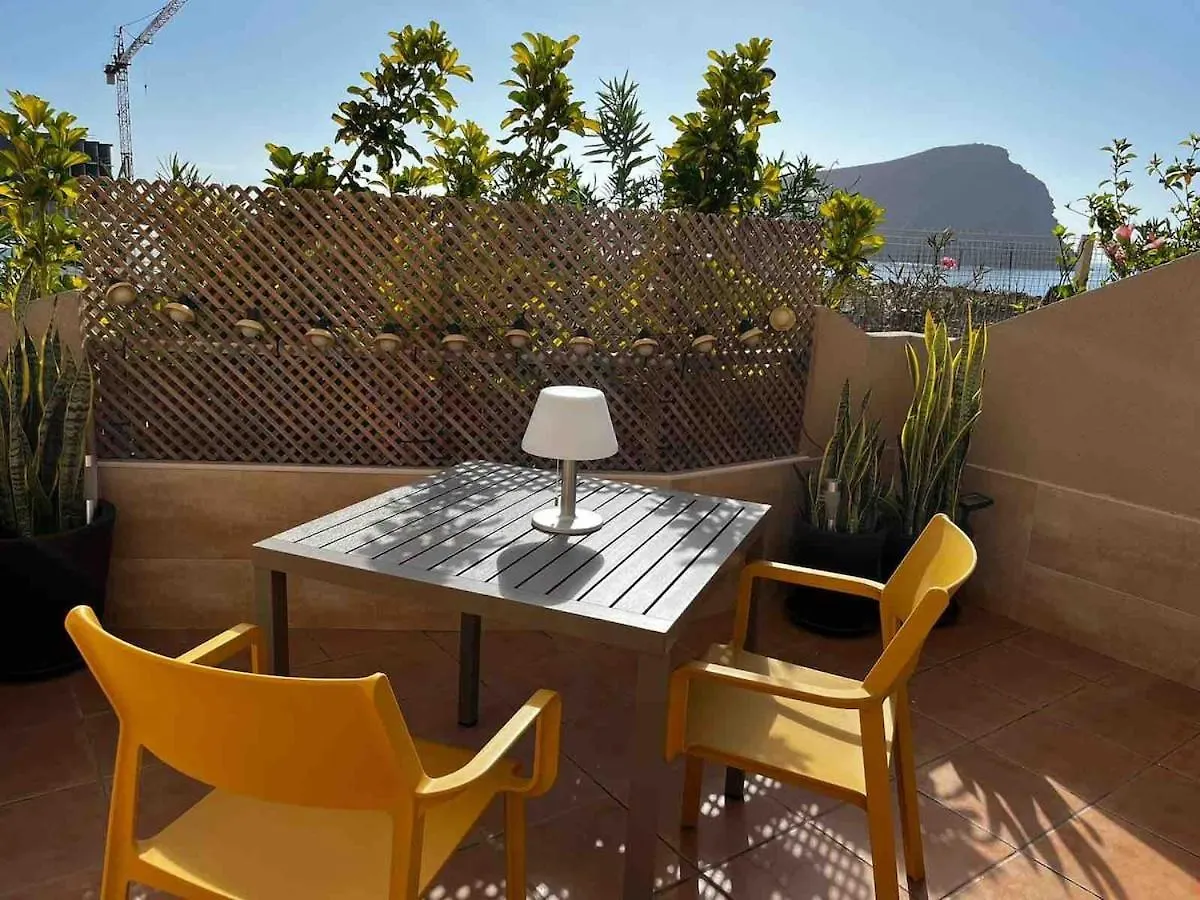 Fantastic Seafront Apartment With Sea Views & Pool La Tejita 0*,  Hiszpania