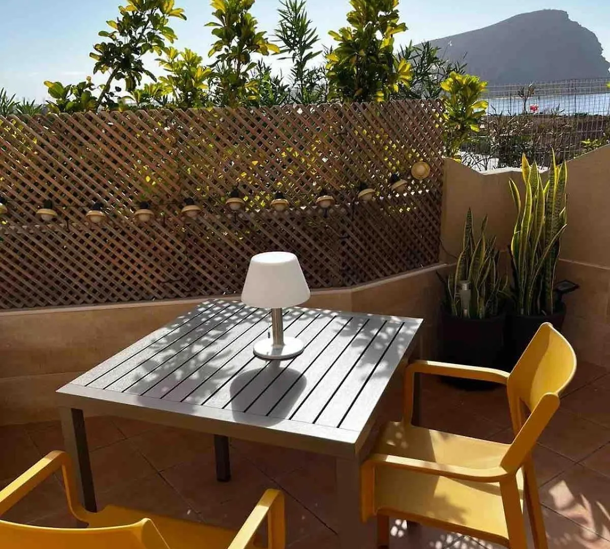 Fantastic Seafront Apartment With Sea Views & Pool La Tejita